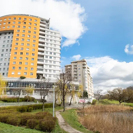 Apartament Saska Kepa Malachite