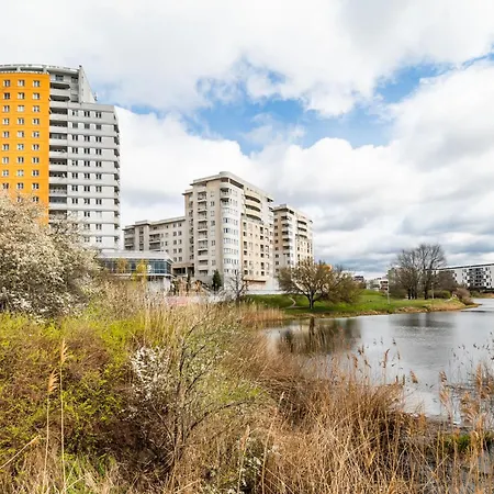 Apartment Saska Kepa Malachite By Bookinghost